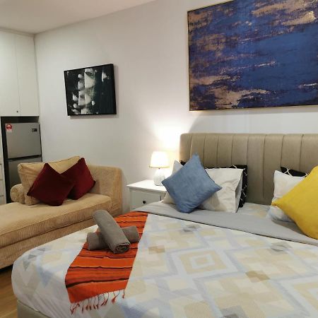 Apple Home 2 At Menara Simfoni, King Size Bed, Cheras, Nexflix, Wifi, Parking Seri Kembangan Dış mekan fotoğraf