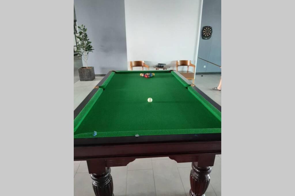 Apple Home 2 At Menara Simfoni, King Size Bed, Cheras, Nexflix, Wifi, Parking Seri Kembangan Dış mekan fotoğraf
