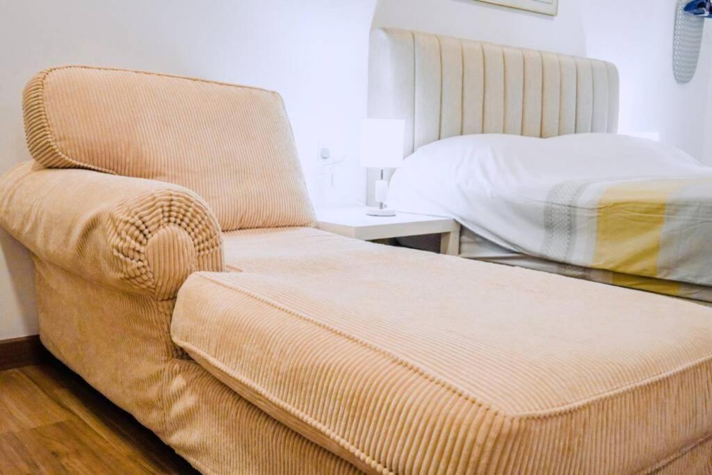 Apple Home 2 At Menara Simfoni, King Size Bed, Cheras, Nexflix, Wifi, Parking Seri Kembangan Dış mekan fotoğraf
