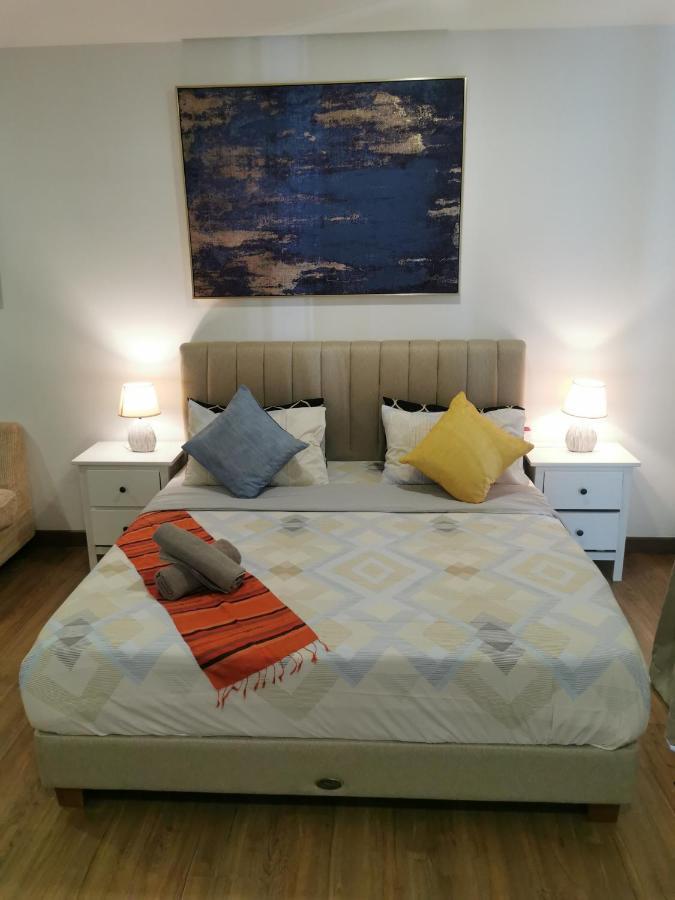 Apple Home 2 At Menara Simfoni, King Size Bed, Cheras, Nexflix, Wifi, Parking Seri Kembangan Dış mekan fotoğraf