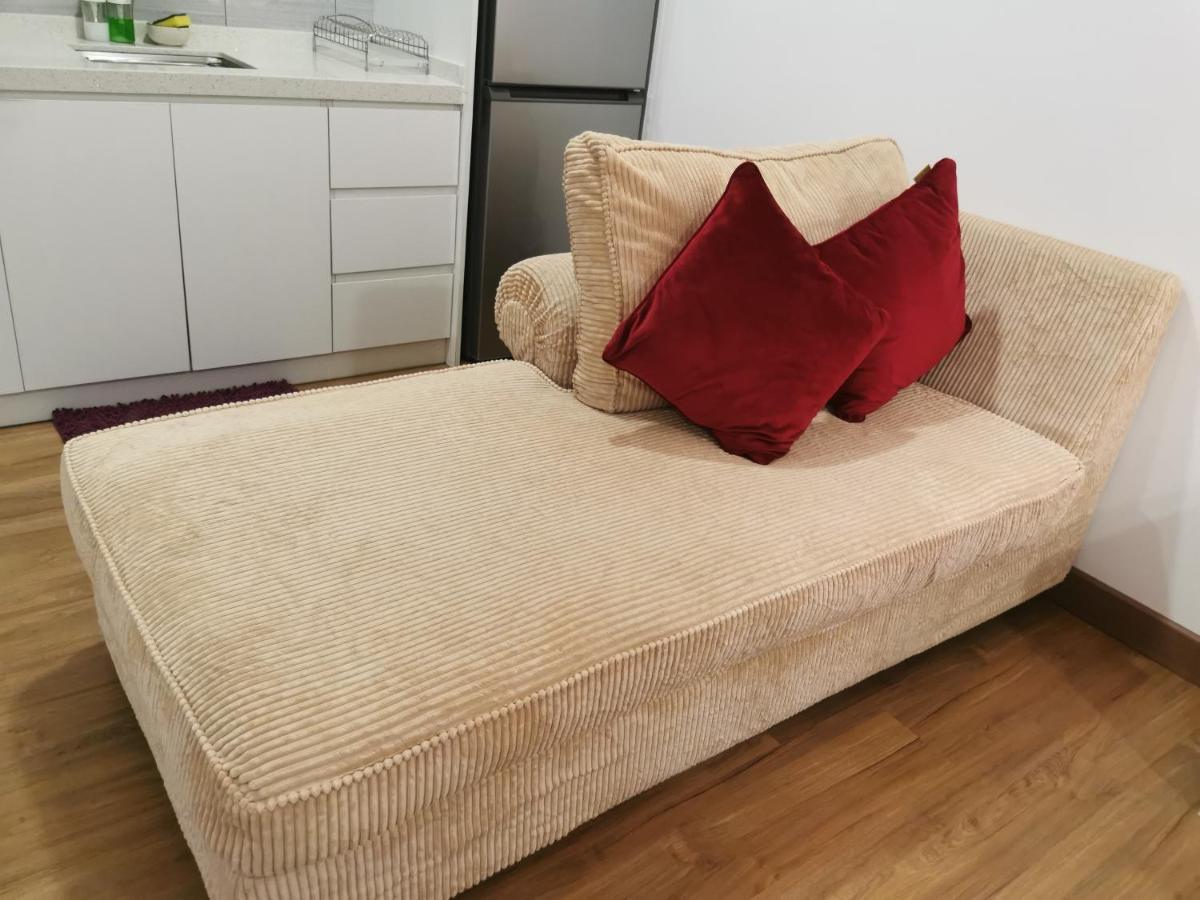 Apple Home 2 At Menara Simfoni, King Size Bed, Cheras, Nexflix, Wifi, Parking Seri Kembangan Dış mekan fotoğraf