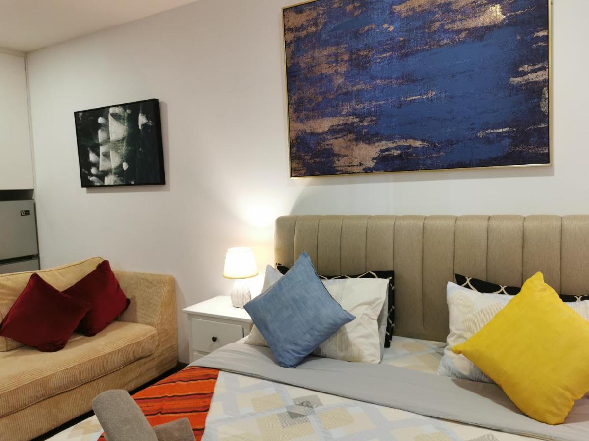 Apple Home 2 At Menara Simfoni, King Size Bed, Cheras, Nexflix, Wifi, Parking Seri Kembangan Dış mekan fotoğraf